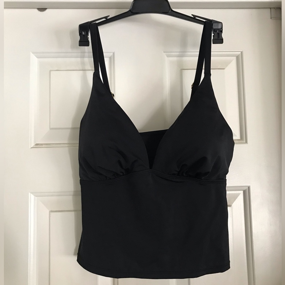 Black Essential cropped TankiniTop